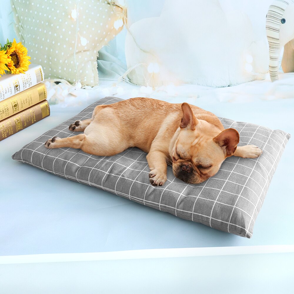 Geometric Pattern Pet Bed
